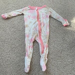 Kickee pants ⭐️ 3-6M onesie